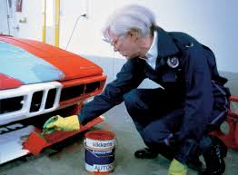 Warhol bemalt Auto